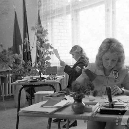 Priekšplānā Tamāra Šutova, pasta operatore